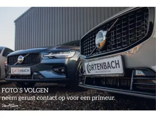 Volvo XC40 1.5 T5 Recharge R-Design | Panorama dak | Zwenkbare trekhaak | Adaptieve cruise | Blis | 