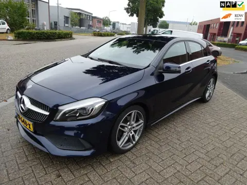 Mercedes-Benz A-klasse 180 Business Solution AMG/Airco/Navi/Camera/Cruise Control