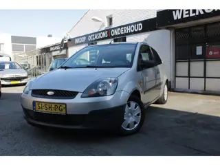 Ford Fiesta 1.3-8V Ambiente / APK Nieuw /