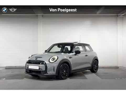 MINI Electric Business Edition | Panoramadak | Stuurwielverwarming | Achterruitrijcamera |
