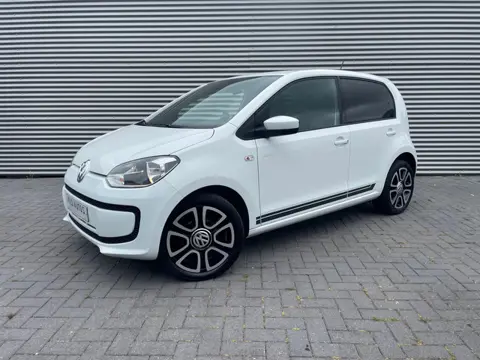 Volkswagen Up! 1.0 club up met navi / cruise / lmv / 75 pk