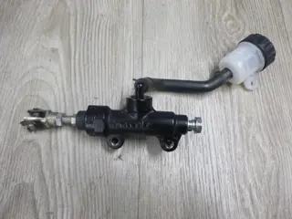 REMPOMP ACHTER Triumph Street Triple 675 2013 - 2013