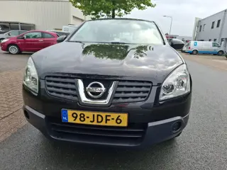 Nissan Qashqai 1.6 Visia AIRCO/TREKHAAK