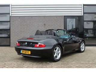 Foto 13 van BMW Z3 Roadster 2.8 / Widebody / Leer / M Sport / N.A.P.