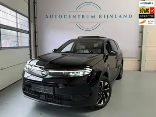 Opel GRANDLAND 1.2 Turbo Hybrid GS, 1 jaar Bovag garantie, Panoramdak, Head up display, Camera, Stoe