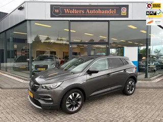 Opel Grandland X 1.2 Turbo Business Executive