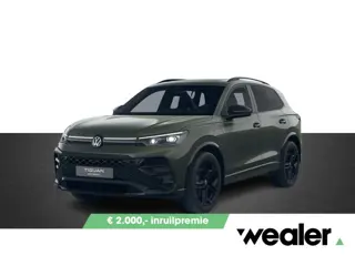 Volkswagen Tiguan R-Line Edition 1.5 eHybrid 200 kW / 272 PK DSG | Black Style | Panoramadak | Trekh