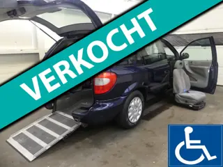 Chrysler Voyager 2.4i - Rolstoel Auto - Uitdraaiende bijrijdersstoel