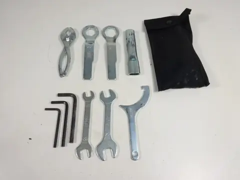 GEREEDSCHAPSET Kawasaki ER 6 2009 - 2011