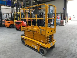 Haulotte Optimum 8 Elektrische Schaarhoogwerker 7.8 meter werkhoogte als nieuw ! 28 uur !