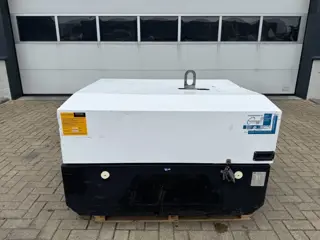Ingersoll Rand W902 Isuzu 2.5 m3 / min 16.5 kW 7 Bar Diesel Compressor W902