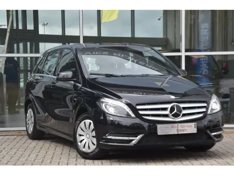Mercedes-Benz B-klasse B180 Ambition | 1e Eig. | Leder | Navi | Xenon | Trekhaak