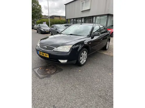 Ford Mondeo 2.0-16V Futura 5 Deurs,Clima. Apk 01-07-2027