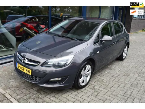 Opel Astra 1.4 Turbo Berlin // Airco, parkeersensoren, lichtmetalen velgen