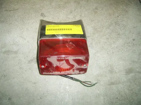 ACHTER LICHT Honda VF 700 750 C Magna 1983 - 1985