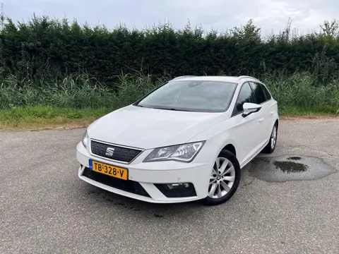 Seat Leon ST 1.0 EcoTSI Style Business Intense SPORT ECC CARPLAY