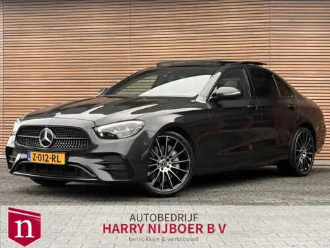 Mercedes-Benz E-Klasse 300 e AMG Line Schuif-kanteldak / Rondomzicht camera