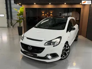 Opel Corsa 1.6 Turbo OPC 207PK RECARO/CAMERA/LEER/LANE/APK