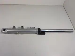 VOORPOOT RECHTS COMPLEET Triumph Sprint ST 955 1999 - 2005