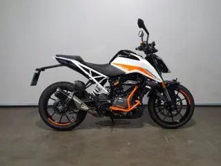KTM 390 DUKE ABS (bj 2023)