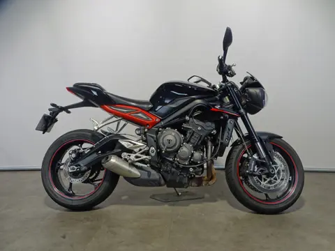 Triumph STREET TRIPLE R (bj 2017)