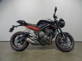 Triumph STREET TRIPLE R (bj 2017)