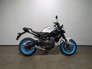 Yamaha MT-07 Y-AMT (bj 2025)