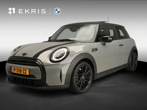 MINI 3-Deurs 1.5 Cooper | LED | Navigatie | Panoramadak | Sportstoelen | Clima | DAB | Alu 17 inch