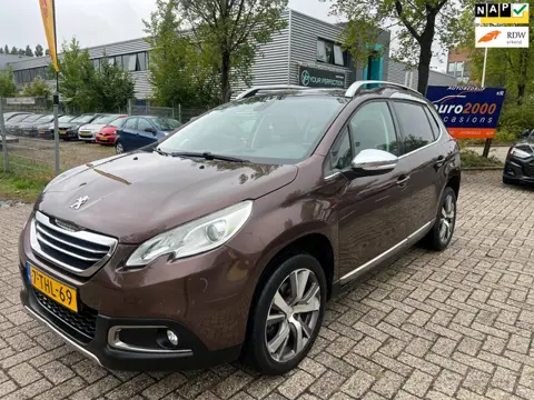 Peugeot 2008 1.6 VTi Féline - LUXE - PANORAMA - TIK IN MOTOR !