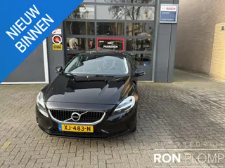 Volvo V40 2.0 T3 Dynamic Edition 153PK / Airco clima/ Navigatie/ Cruise/ PDC/ LED/ Stoel verw./ LMV
