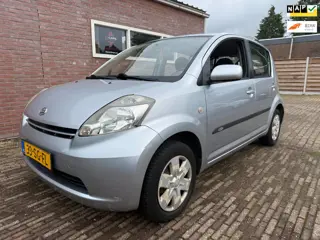 Daihatsu Sirion 2 1.0-12V APK 30-1-2027 elektrisch pakket 5 drs
