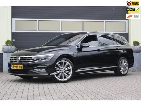 Volkswagen Passat Variant 1.5 TSI Elegance Business R R-Line | Trekhaak |