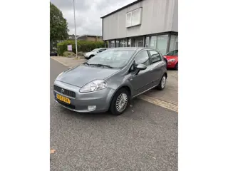 Fiat Grande Punto 1.4-16V Dynamic Airco,5 Deurs. Apk 13-11-2026. Evt nieuwe Apk bespreekbaar tegen m