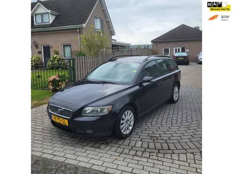 Volvo V50 2.4 Automaat, CruisC, Clima, Trekhaak, APK 8/27!
