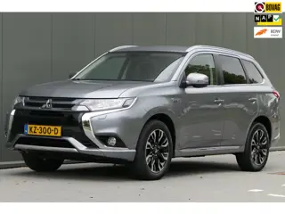 Mitsubishi Outlander 2.0 PHEV Business Edition NAP Navi Camera Alcantara