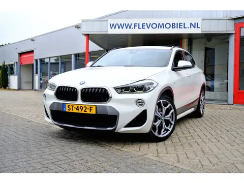 BMW X2 SDrive18i M Sport Aut. Leder|HUD|Sportstoelen|19" LMV|Navi
