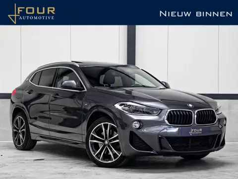 BMW X2 sDrive20i M Sport | Panoramadak | Incl. Grote Beurt + APK | 1e eigenaar | Camera | 19" |