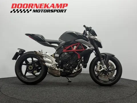 MV Agusta BRUTALE 800 (bj 2017, automaat)