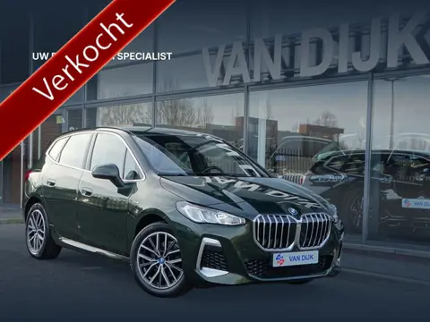 BMW 2 Serie Active Tourer 225e xDrive M Sportpakket Ada. M-onderstel DAB Sportstoelen Parkeerhulpsys