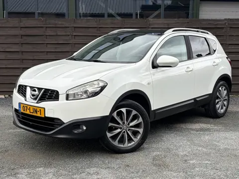 Nissan QASHQAI 1.6 Acenta Eco / Pano / Camera / Trekhaak / NAP
