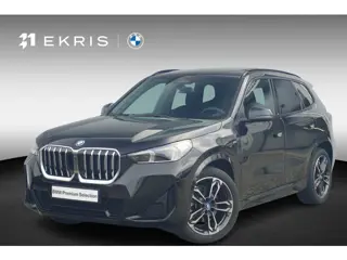BMW X1 xDrive25e Optimized Edition M Sport | Trekhaak | Schuif-kanteldak | 19 Inch | Adaptieve LED k