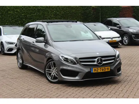 Mercedes-Benz B-Klasse 180 Ambition / Panoramadak / Camera / Leder&Alcantara / Elektr. Best.Stoel / 