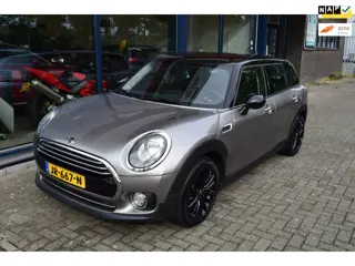 Mini Clubman 1.5 Cooper Business // Climate control, lichtmetalen velgen, navi, bluetooth