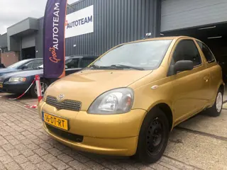 Toyota Yaris 1.3-16V VVT-i Luna airco | 5 deurs | zo meenemen