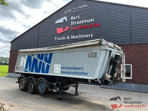 Bodden 331341 3 assige aluminium kipper met pneumatisch dekzeil, as 1 is liftbaar. BS2132