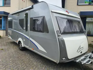 Bürstner Averso Fifty 465 TS