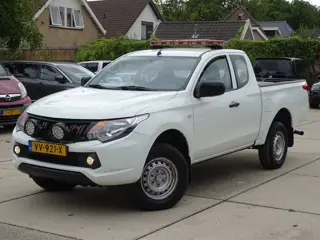 Mitsubishi L200 2.4 DI-D Club Cab Invite (bj 2016)