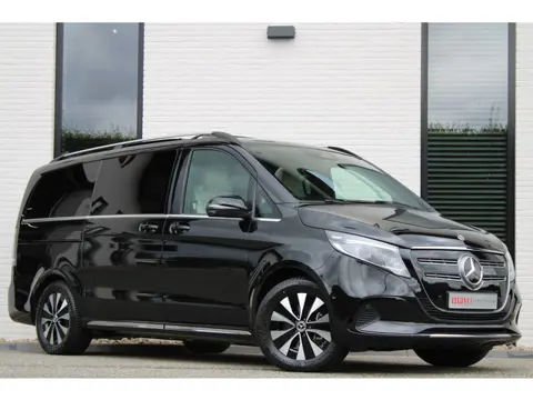 Mercedes-Benz EQV 300 L2 / AMG / Panorama / Elec Stoelen / 7-Persoons / Burmester / Vol Opties / NIE