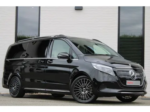 Mercedes-Benz EQV 300 L2 / AMG / Panorama / Elec Stoelen / 7-Persoons / Burmester / Vol Opties / NIE