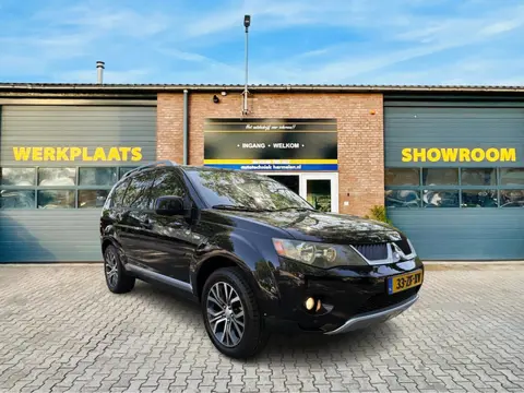 Mitsubishi Outlander 2.4 Intense+ 4X4 4WD *7PERS*Trekhaak*